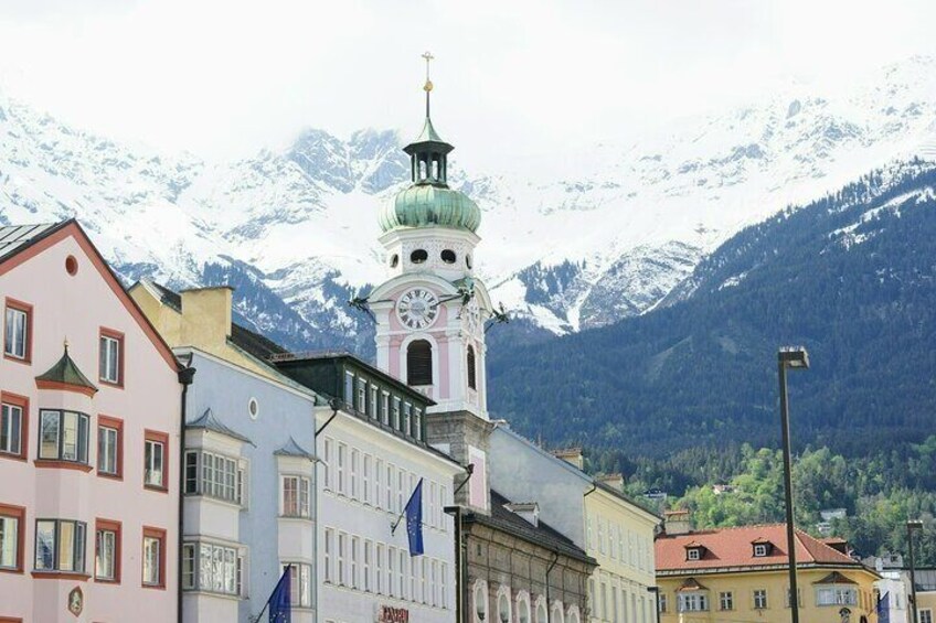 Explore Innsbruck in 1 hour with a Local