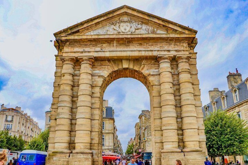 Photogenic Bordeaux with a Local