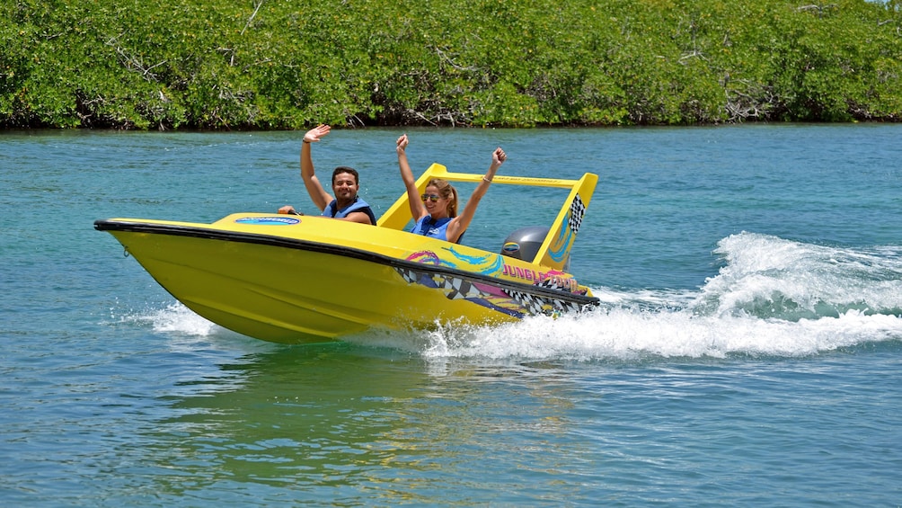 Jungle speedboat in Mexico