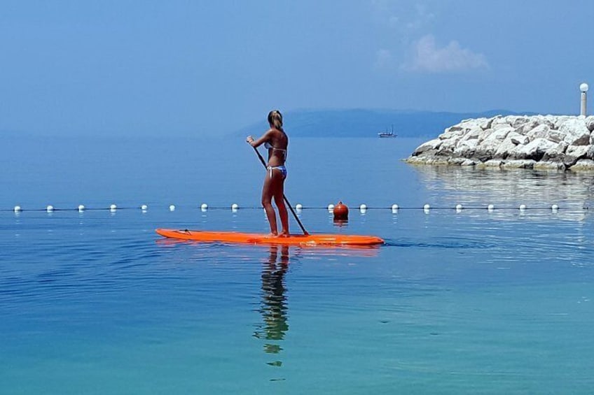Stand up paddling Makarska