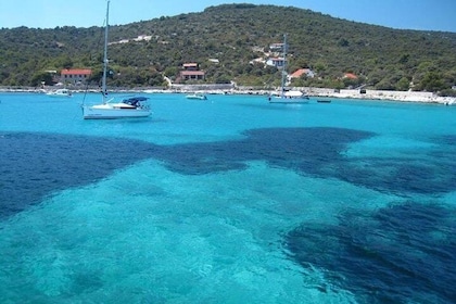 Blue Lagoon and Trogir town half day - private speed boat tour from Split