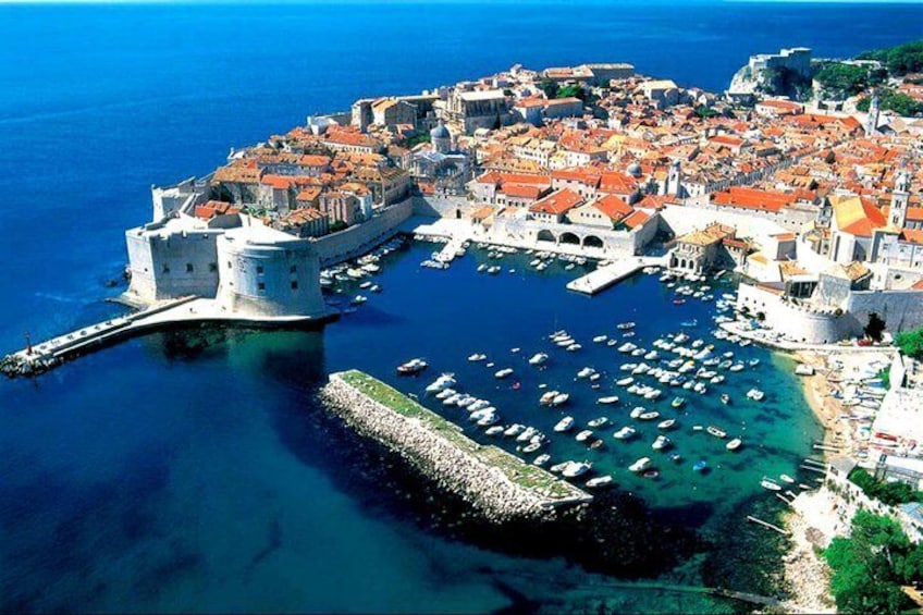 From Split/Trogir:Private Dubrovnik guided tour with stop in Ston