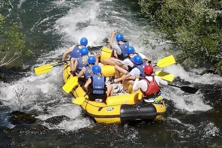 Private rafting on Cetina river with elements of canyoning & cliff jumping