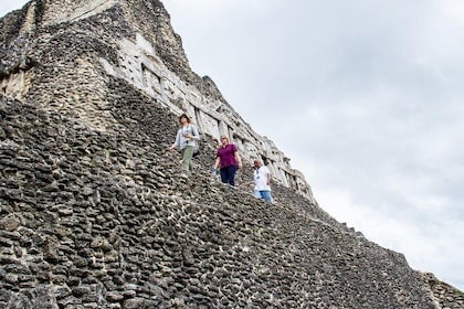 Private Tour: Xunantunich, Cave tubing and Ziplining from Belize City