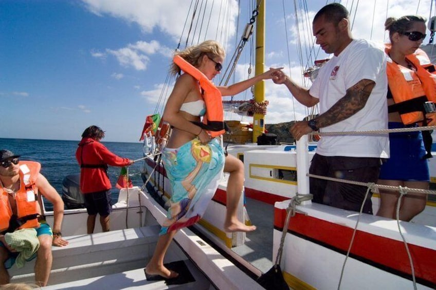 Sailing cave tour Ponta da Piedade Lagos