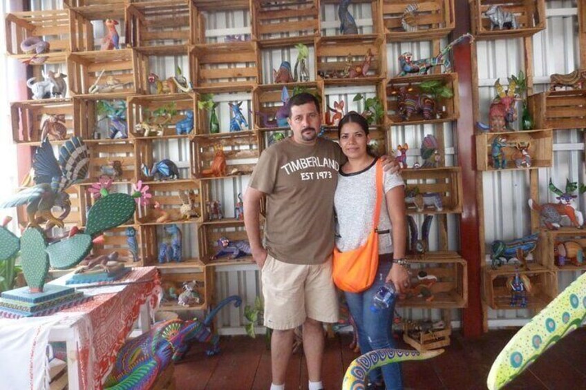 Private Family Tour to Visit Monte Albán, Alebrijes and Barro Negro