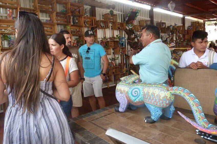 Private Family Tour to Visit Monte Albán, Alebrijes and Barro Negro