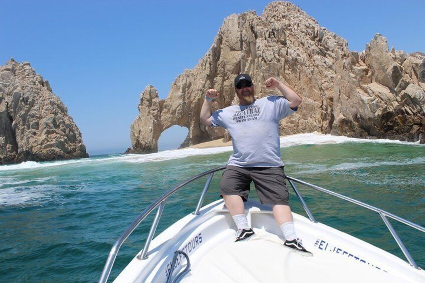 Shared ride to the arch of Cabo San Lucas