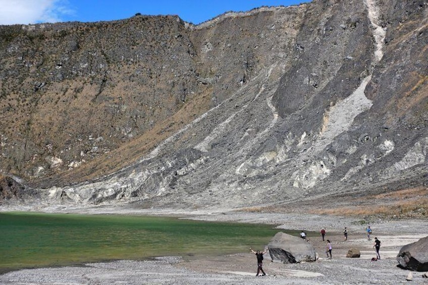 Tour to the Chichonal Volcano in Chiapas.