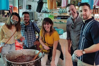 Immersion Tour and Oaxaca Markets, All gastronomy included