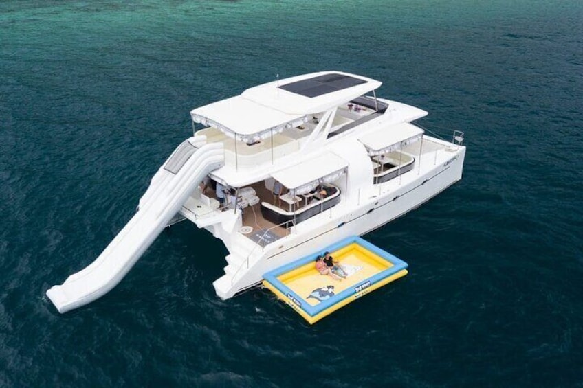 Sepanggar Island Luxury Boat
