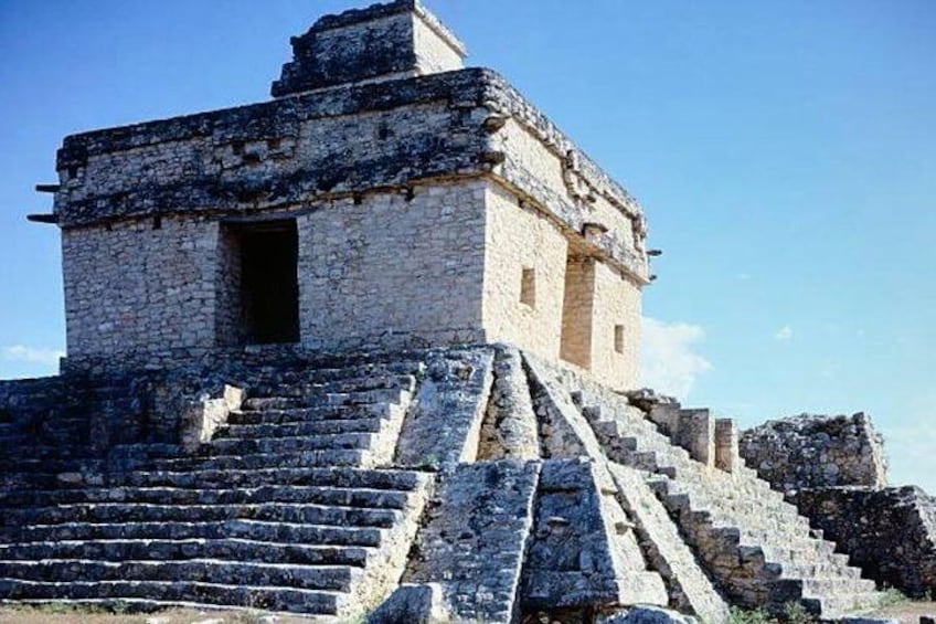 Shore Excursion: Small Group Dzibilchaltun Mayan Ruins with Famous SInkhole Tour