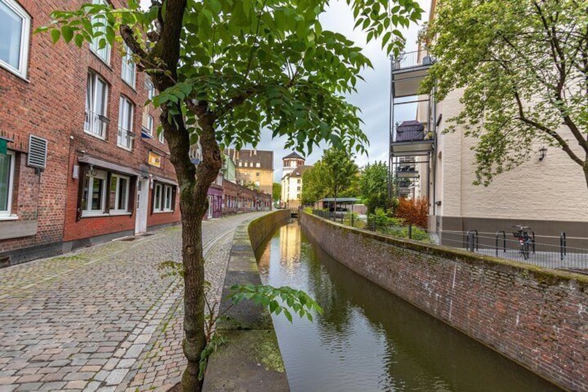 Photogenic Dusseldorf with a Local