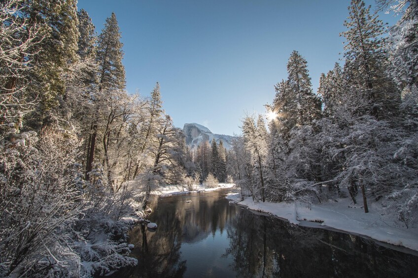 Yosemite National Park Winter Hotel Tour (2 Days)
