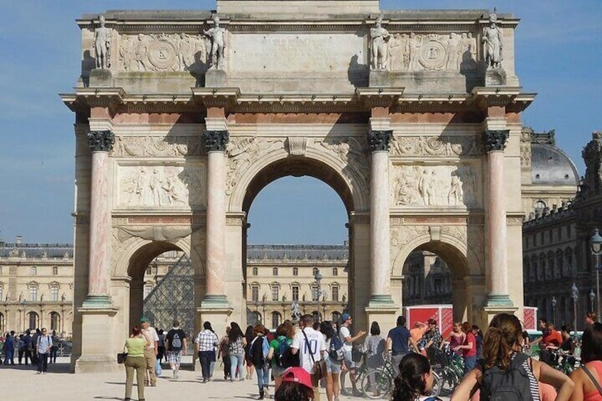 Private tourist guide in Paris! Book your official guide!