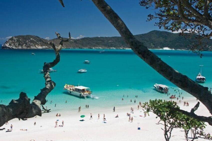 Boat Trip in Arraial do Cabo by Arraial Viagens