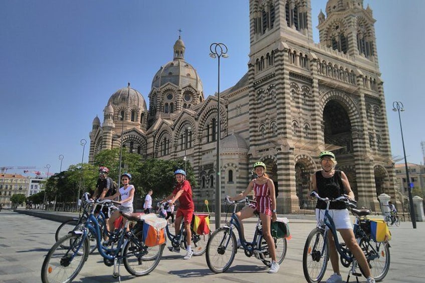 Marseille Shore Excursion: Half Day Tour of Marseille by Electric Bike