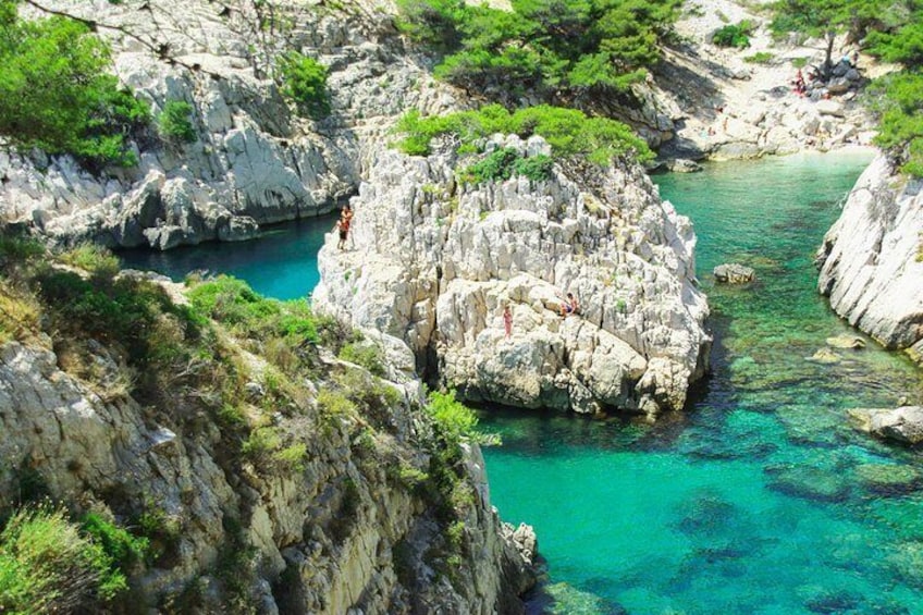 Hiking in the Calanques National Park from Luminy