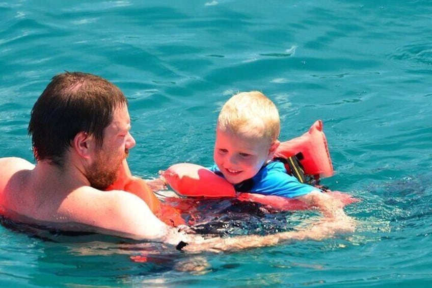 All Inclusive Family Fun Catamaran Snorkel Adv. from Flamingo,CR