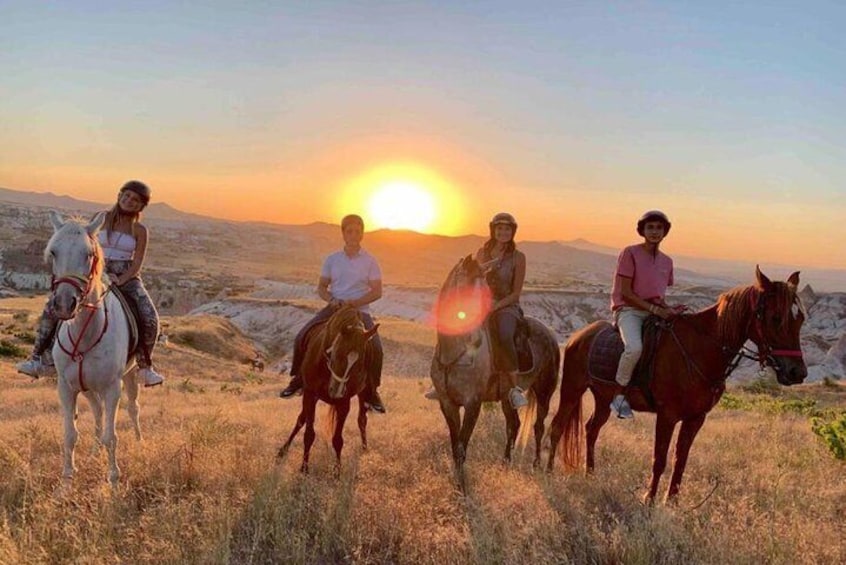 Sunset Horsebackriding tour through the Valleys of Cappadocia