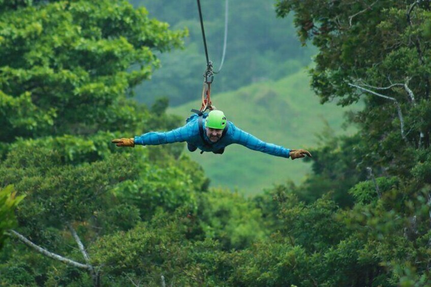 Extreme Canopy tour in Monteverde