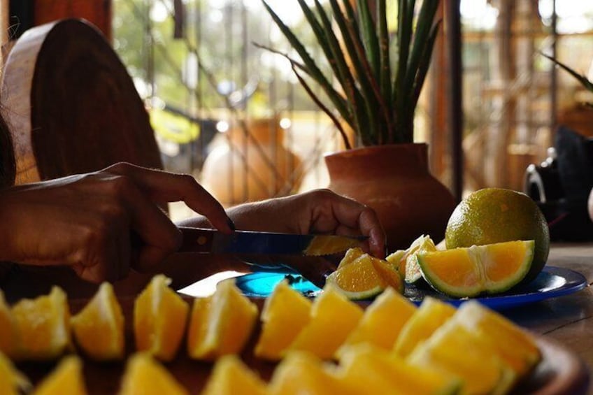 Juicy and tasteful oranges for our Mezcal degustation