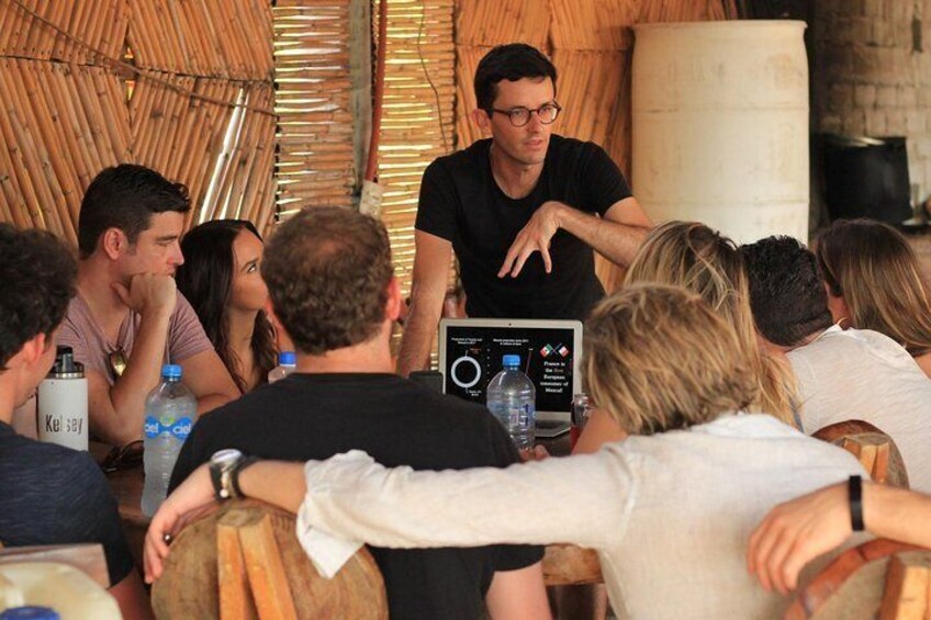 Explanations regarding Mezcal, history, market, fun facts,...