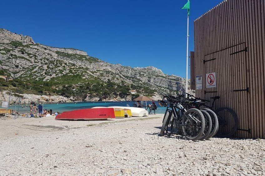 Biking to Sormiou