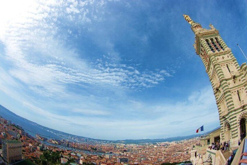 Urban Electric Bike Tour of Marseille