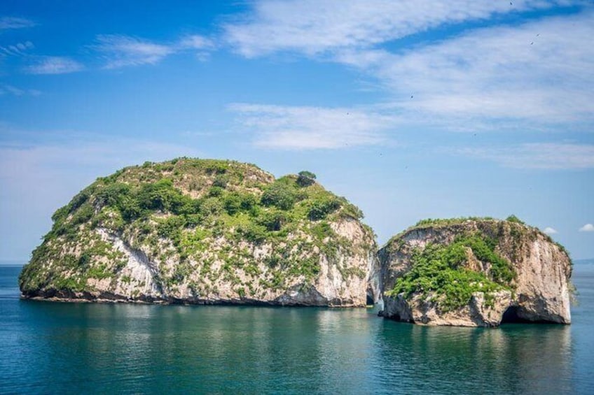 Spectacular view of the Mismaloya arches