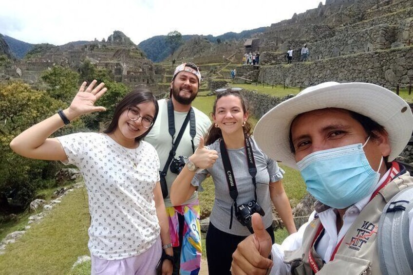 Audio Guided Tours in Machupicchu (Private and Group Service).