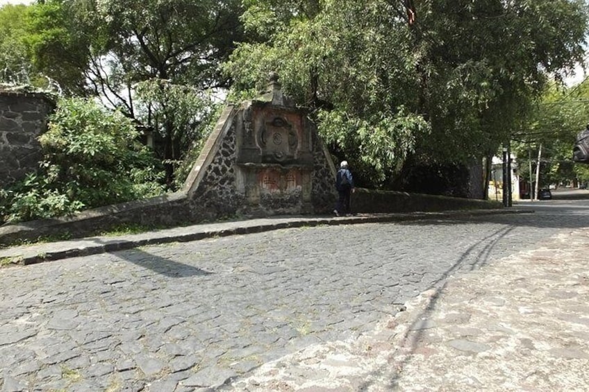 Tour of Coyoacán: Callejones, Historia y Leyendas