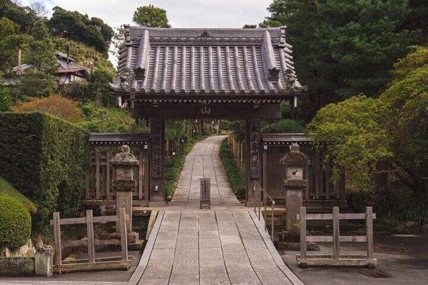 Private Kamakura and Yokohama Tour - Free Photos, WiFi, Souvenir, Water, Snack