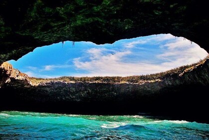 Islas Marietas con Entrada Garantizada a Playa Escondida