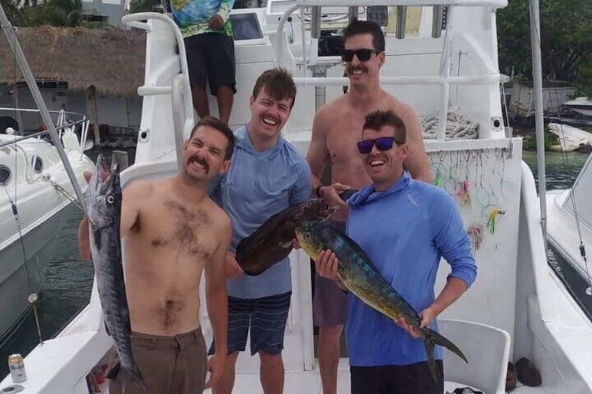 Private fishing charter Bertram 31ft 6 pax max if you don't fish you don't pay