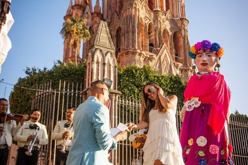 Marriage proposal in San Miguel