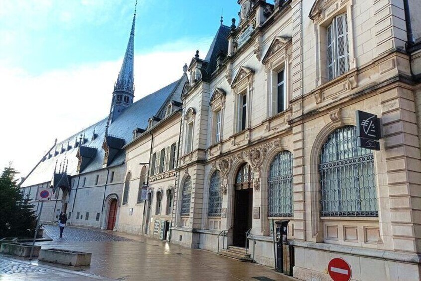 Beaune private guided tour with a professional tour guide