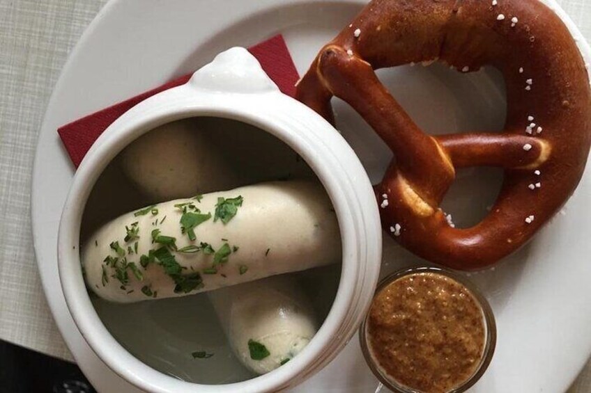 Private - Viktualienmarkt Food Tour and Beyond - best Munich tastings