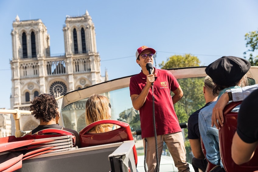 Paris Hop-On Hop-Off Bus Tour