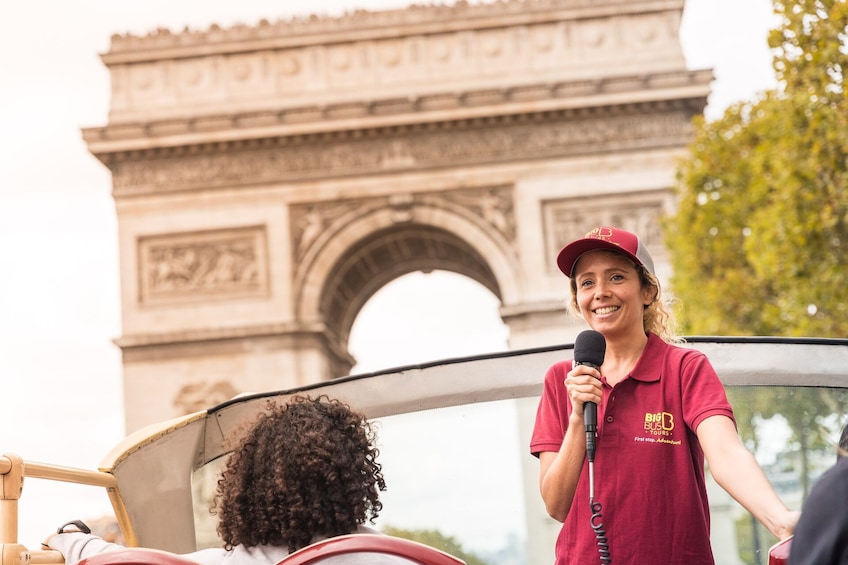Paris Hop-On Hop-Off Bus Tour