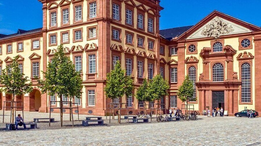 Historical Walk through Mannheim with a Local