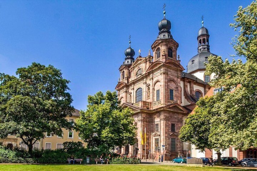 Architectural Walk of Mannheim with a Local