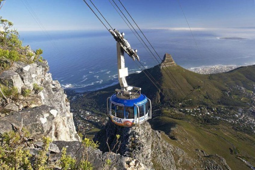 Cape Town Private Tour - Robben Island Gateway & Table Mountain Car