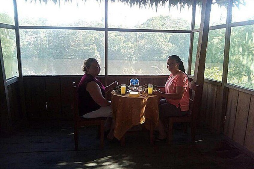 Having lunch at Amazon Antares Lodge