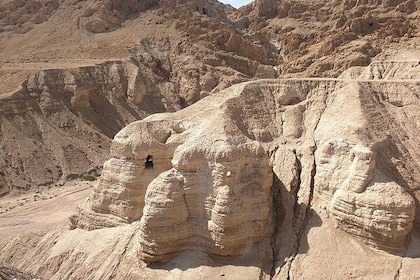 Private Day Tour: Bethlehem, Qumran and Dead Sea