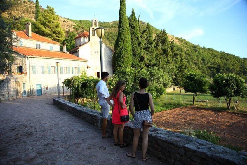 Great tour of coastal monasteries in Budva - Walking on the path of history!