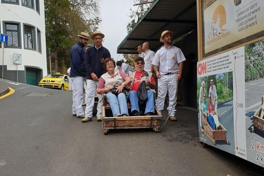 Private Tuk Tuk to Monte Tour from Funchal