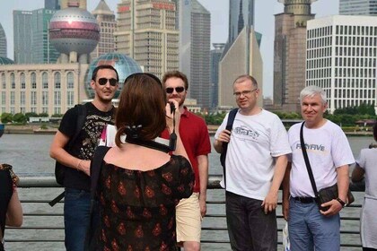 Private Customised Shanghai Highlights in One Day from Shenzhen by Air