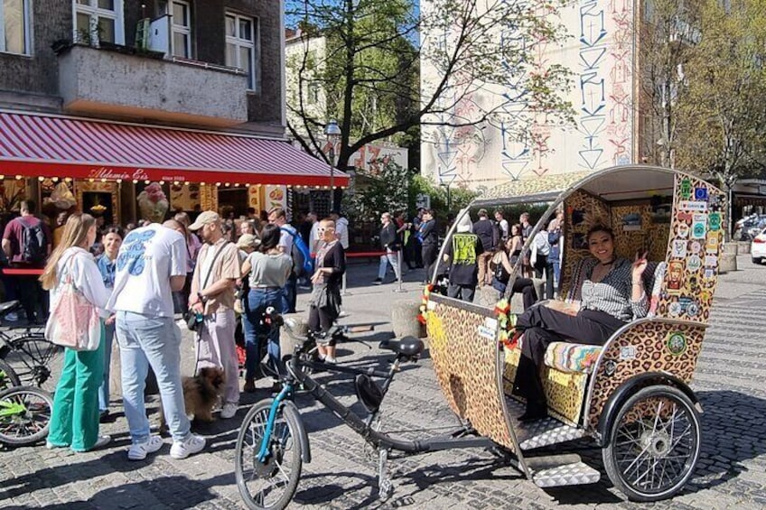 Rickshaw Tours Berlin - Groups of up to 16 people with several rickshaws