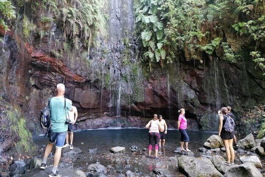 Levada do Rabaçal / 25 Fountains